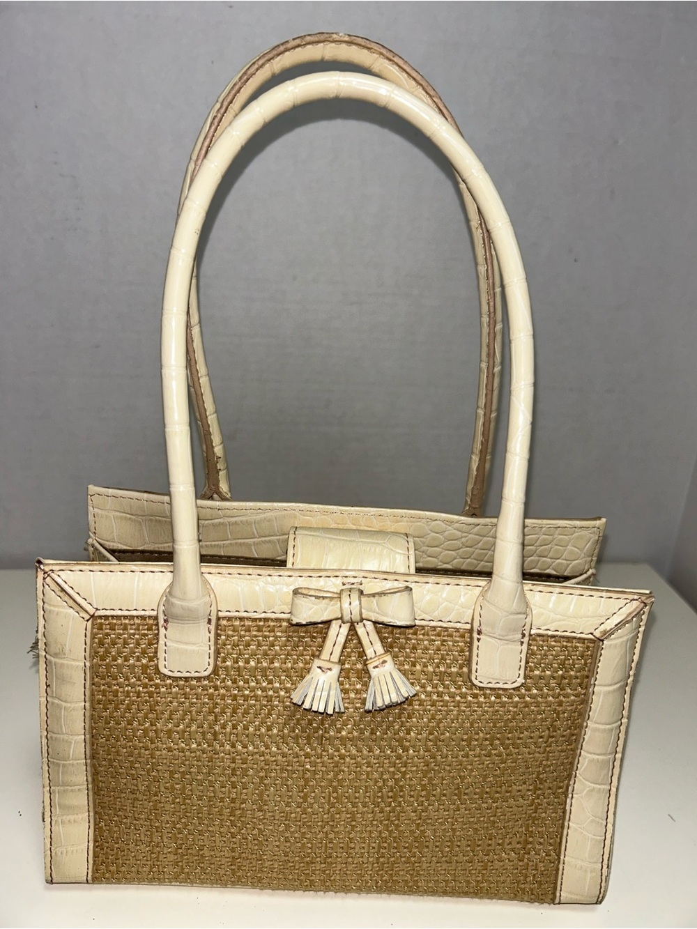 Liz Claiborne Y2K Ivory Brown Faux Leather Straw Satchel Handbag Set of 2 - Picture 2 of 13